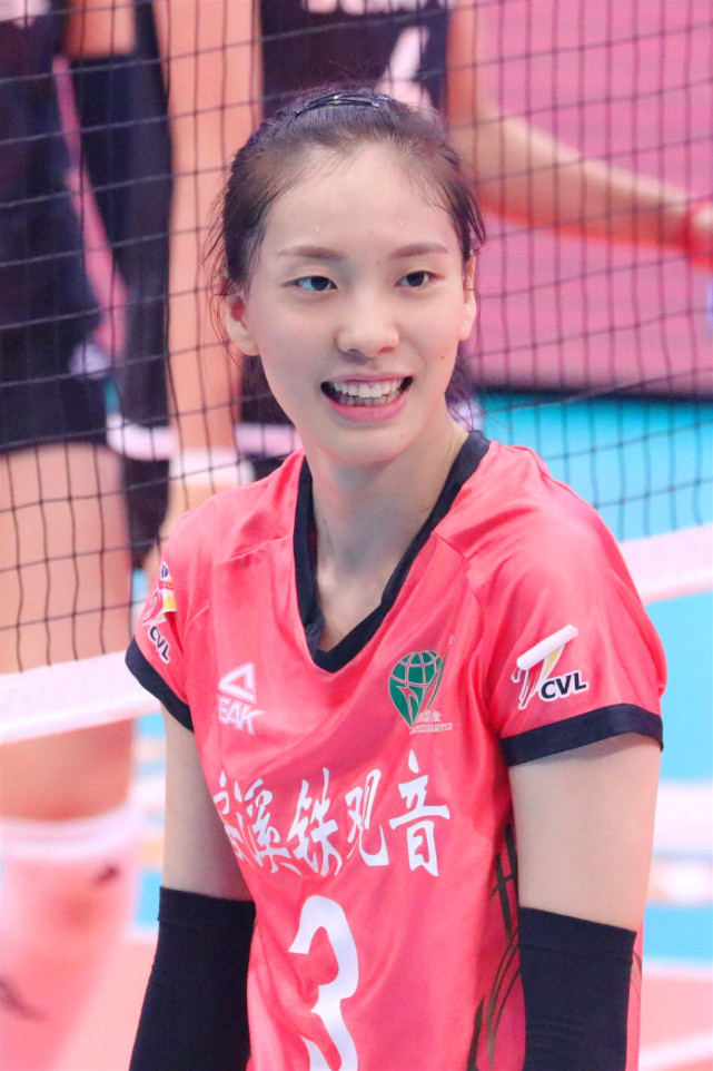 中国女排vs加拿大女排首发名单,泰国女排决赛中国女排名单