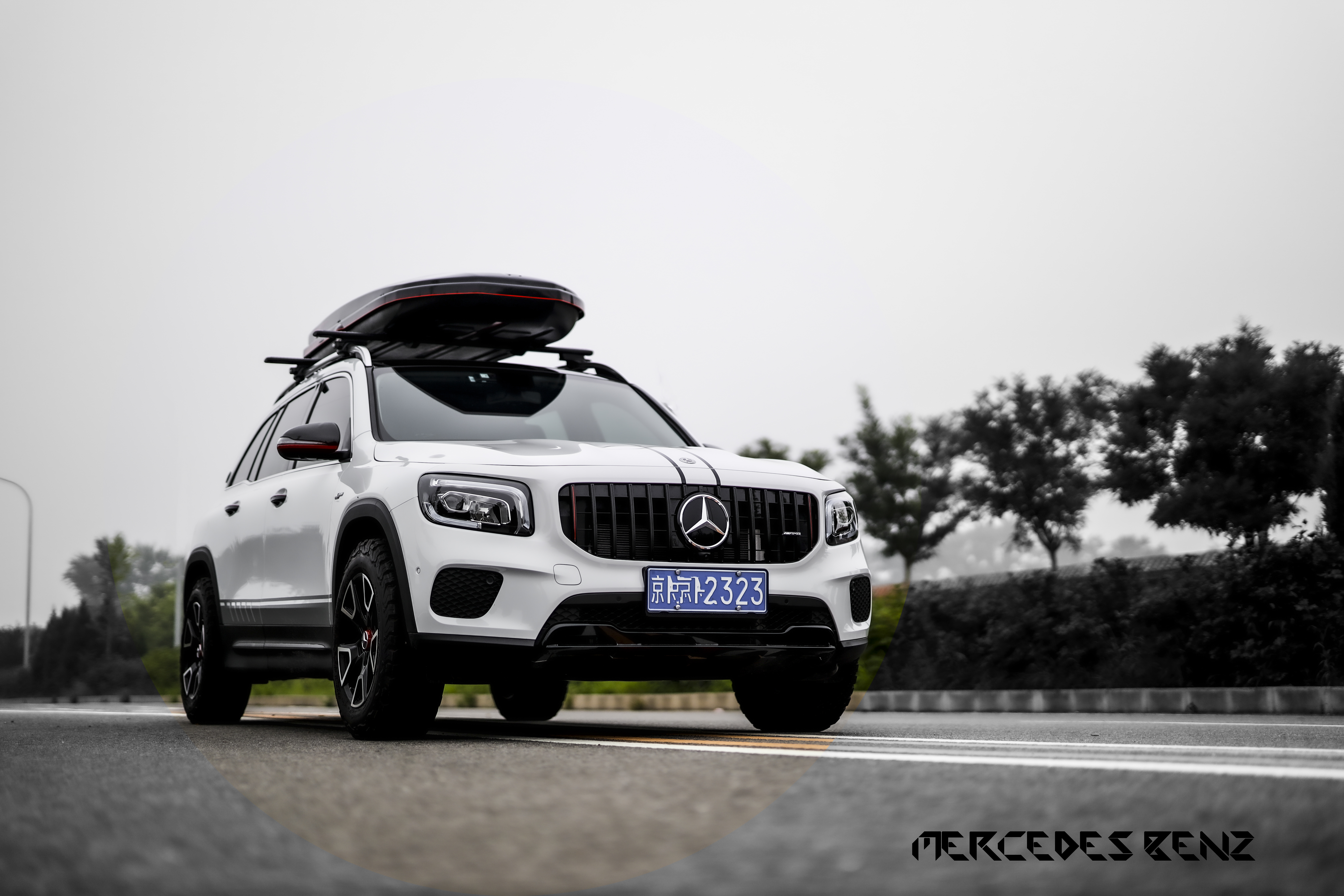 越野轮胎搭配在小车上好不好看,越野轮胎配轿车