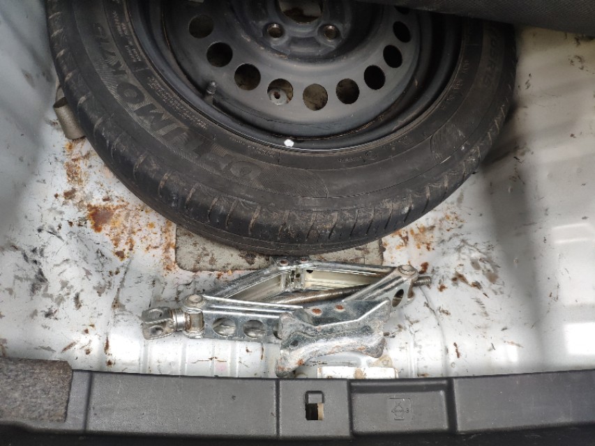 检车实际操作视频,2012年本田锋范1.5自动天窗