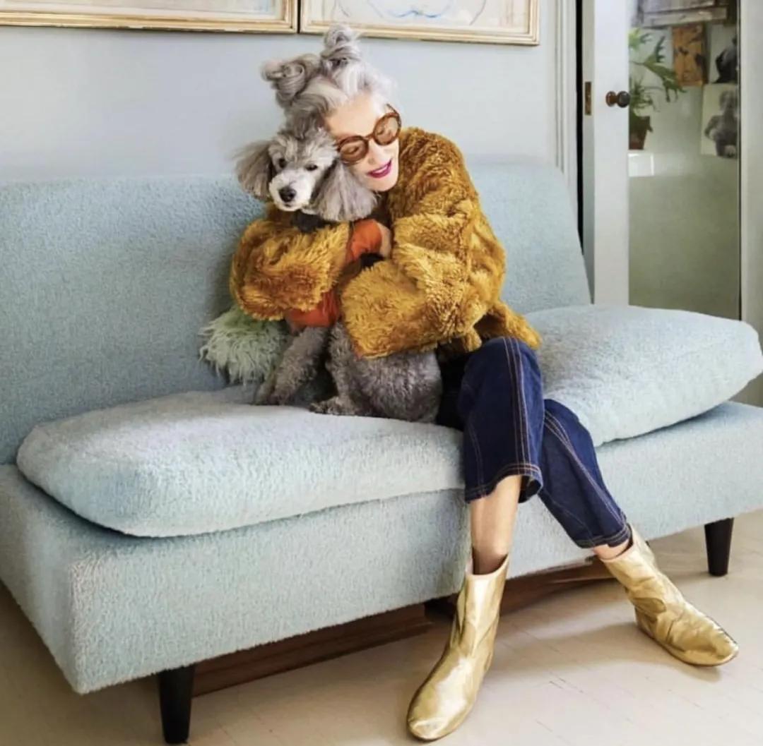 麦当娜50岁时穿衣打扮,61岁麦当娜自曝秀出美貌不减年华