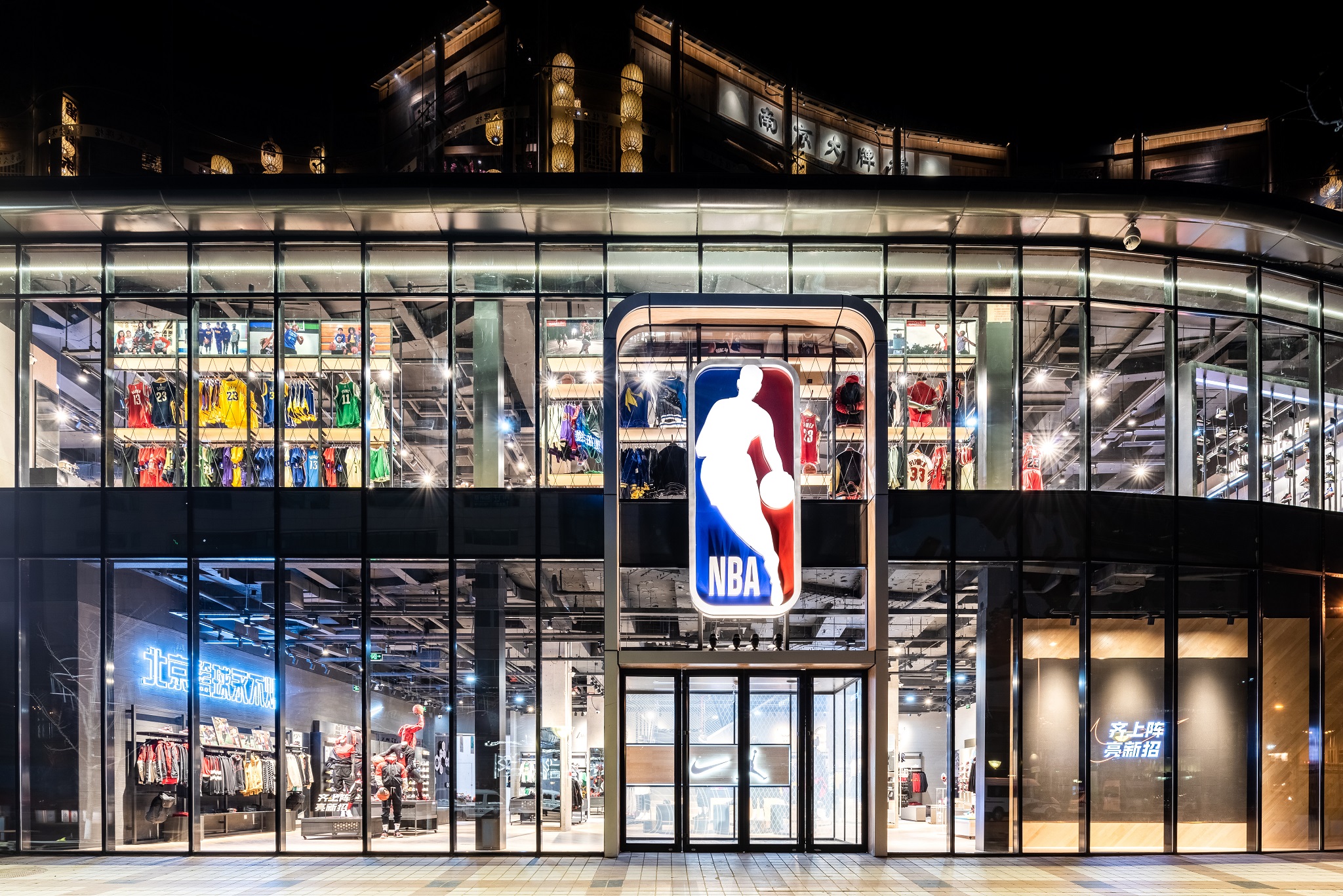 美国nba官方旗舰店,nba全球最大旗舰店在广州隆重开业