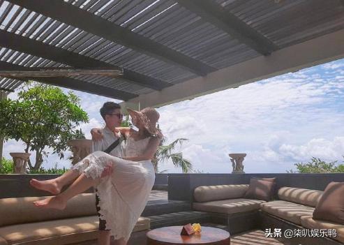 憨气女主郑靓歆，秒变攻气十足的靓妞，高调宣布与女友的拉拉恋