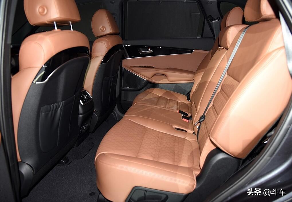 全新索兰托来了!在美国与汉兰达扳手腕,国产后能帮起亚回血吗?