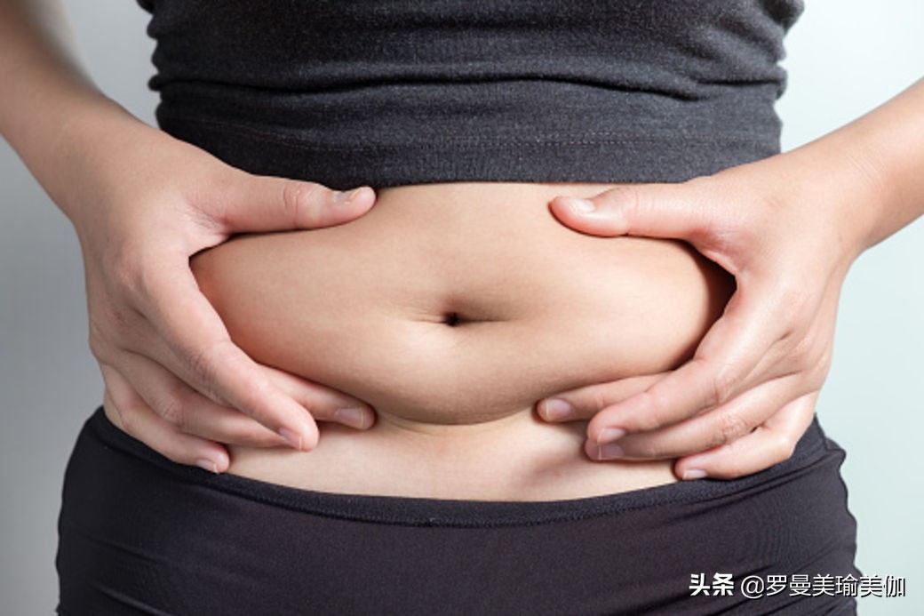 怎么瘦肚子和腰上赘肉最快教程,怎样瘦肚子和腰上赘肉动作视频