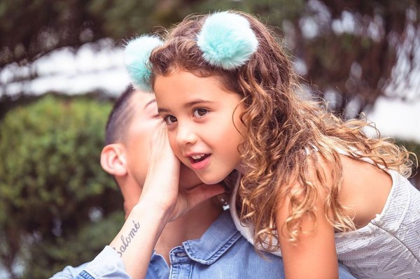 盘点足球巨星父爱如山的感人瞬间,足球球星场上的暖心时刻