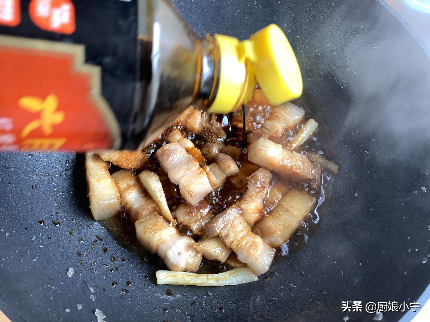 红烧肉不要猪皮的做法,做红烧肉猪肉忘记焯水了