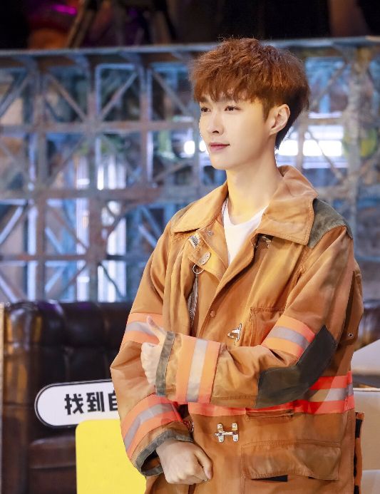 不捧不踩，客观评价一下张艺兴在《扫黑风暴》里的演技