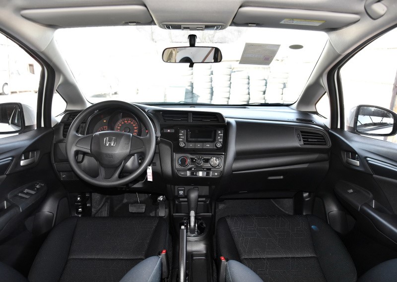 十万元以下耐用省油六座车型,十万左右值得推荐的三款车