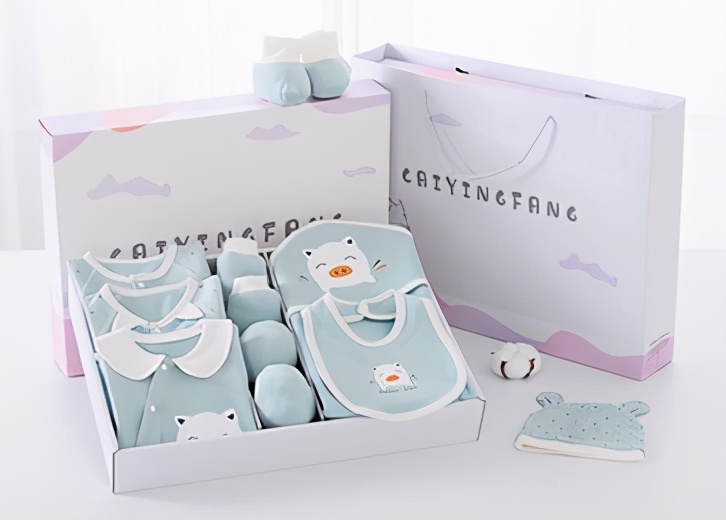 上海朋友小孩满月送多少红包,朋友满月送宝宝什么好