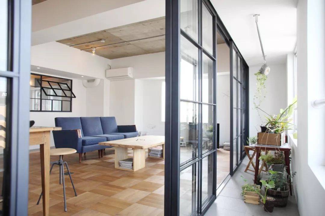 楼层矮采光不好怎么配色,楼层低采光差怎么设计