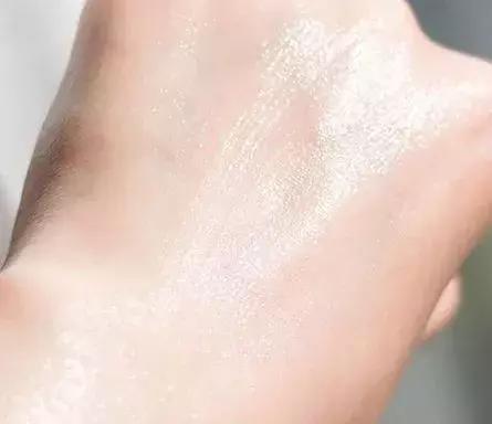 只要不停产会一直回购的化妆品,十大最不建议买的水乳