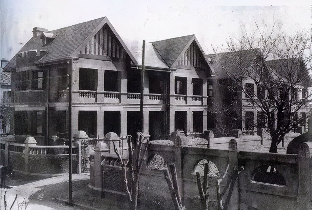 清朝为什么总向列强赔款,清朝灭亡不平等条约赔款怎么处理