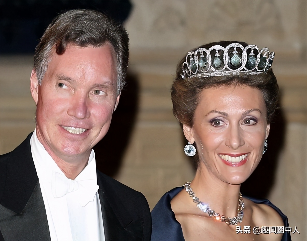 黄金镶嵌海蓝宝,王室顶级珍贵珠宝