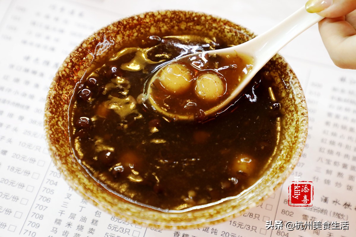 镇江美食三茅宫地锅鸡,镇江美食推荐锅盖面