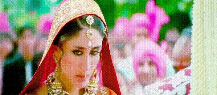 还记得当年的三傻组合吗爱情公寓,卡琳娜卡普尔三傻