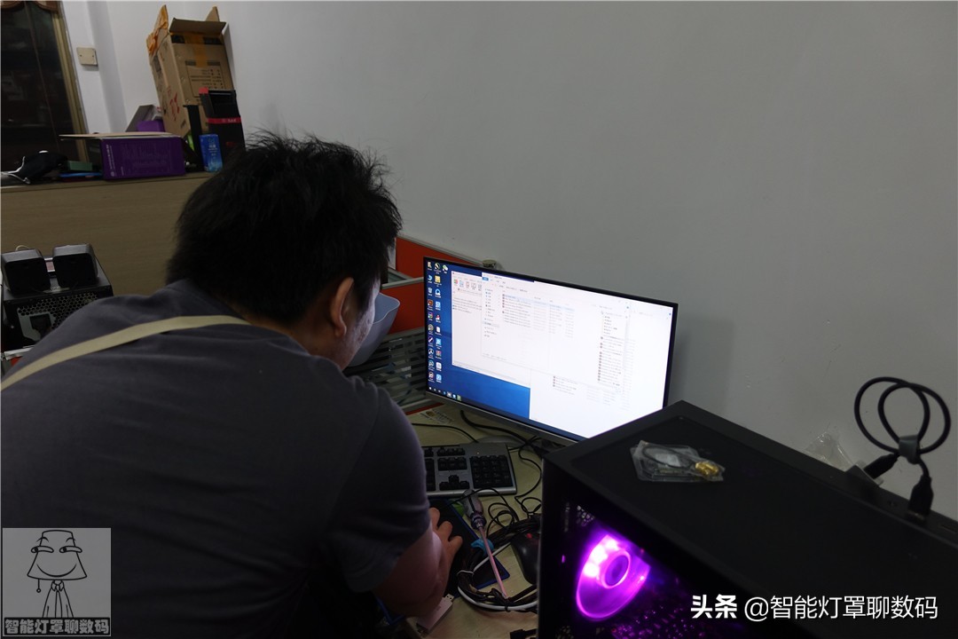 灯罩装机日记001：妹子的万元设计游戏机，感觉主板选错了