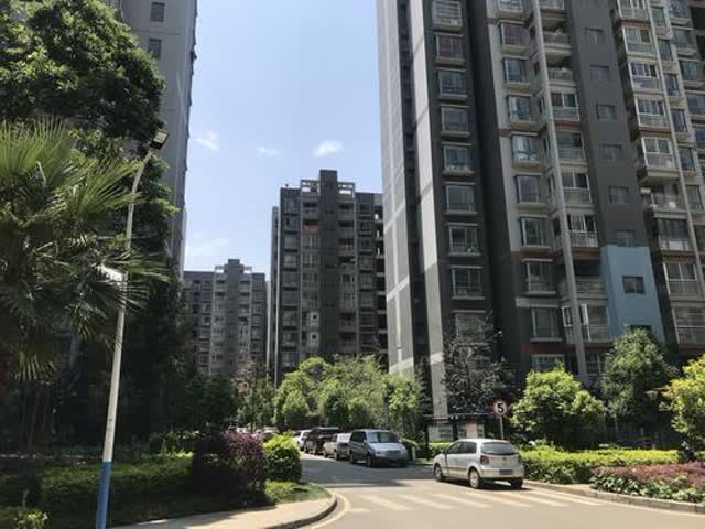 昆明一小区群租由“明”转“暗”生意依旧火爆,要提前三到五天预订