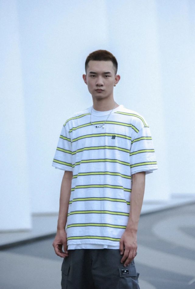 秘！陈冠希和神秘大佬一起拍的Vlog视频，深扒一下，手慢无