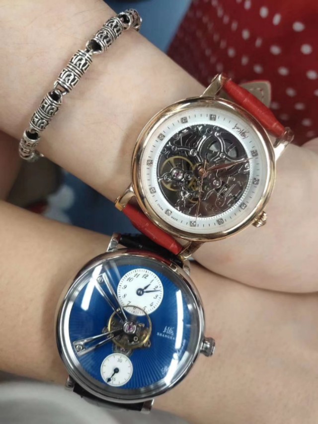 表带脏了如何清理,表带戴久了手腕勒出印子