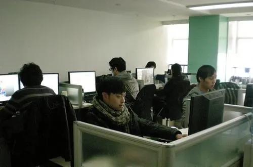 郑源奋斗史,郑漂的真实生活