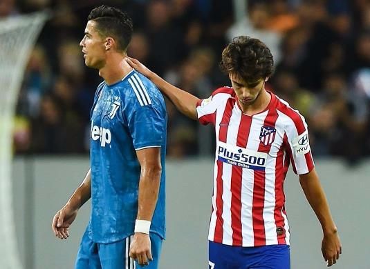 c罗与梅西谁是更伟大的足球传奇,19岁c罗梅西