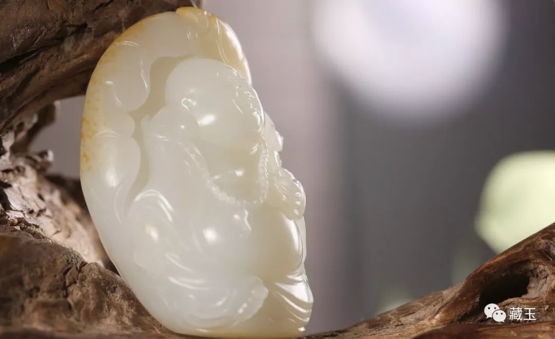 女人戴玉佛吊坠有什么讲究,为什么女人必须戴玉佛