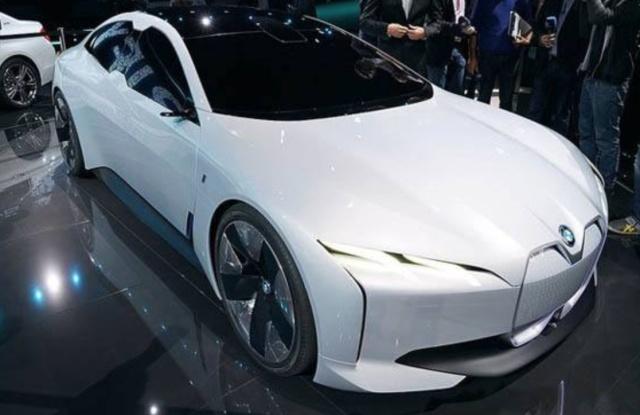 路虎奇瑞对比,路虎有在用奇瑞发动机吗