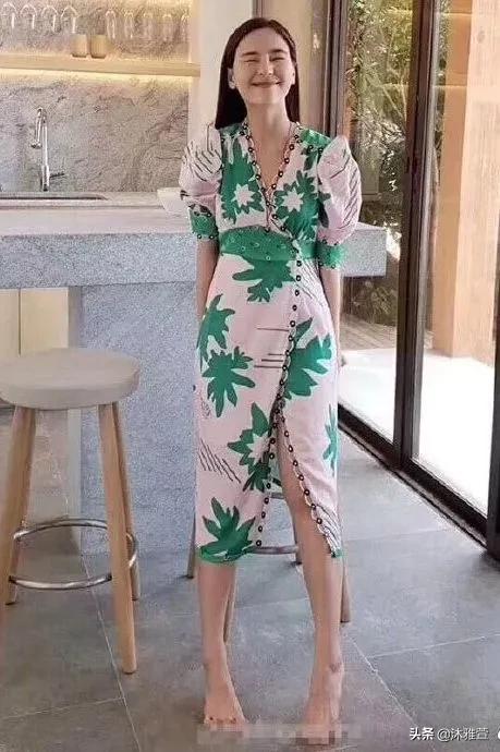 今年最火的法式穿搭,泰式女款穿搭