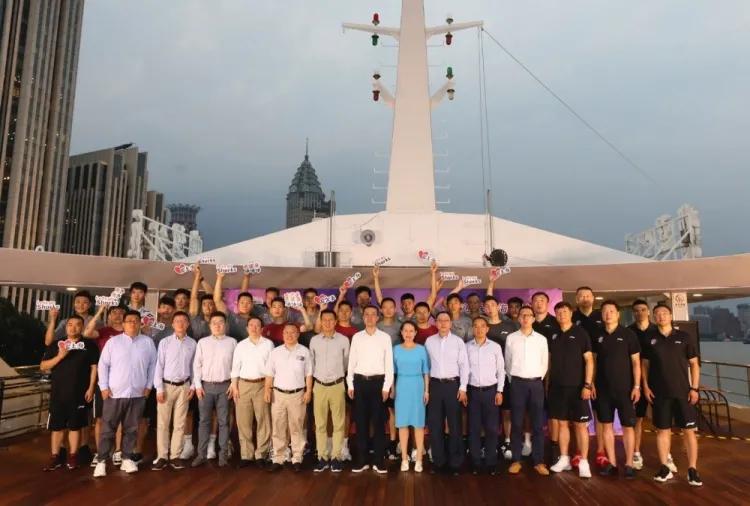 周琦王哲林被打回原形拿顶薪值吗,王哲林出局