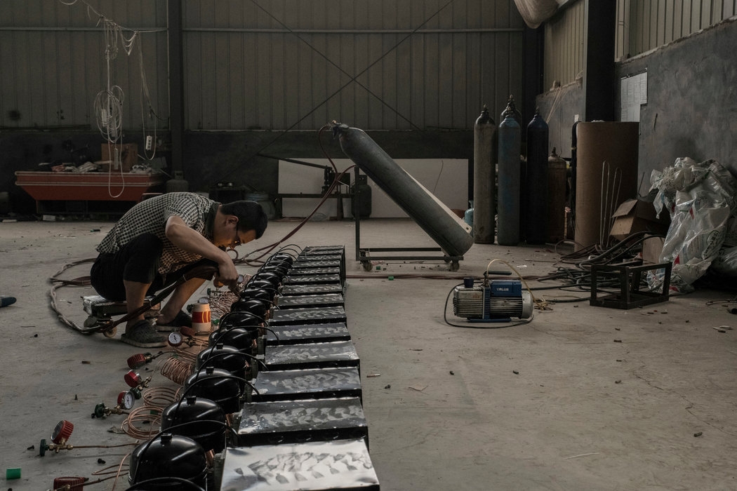 臭氧层污染预警,臭氧层恢复地球还会热吗