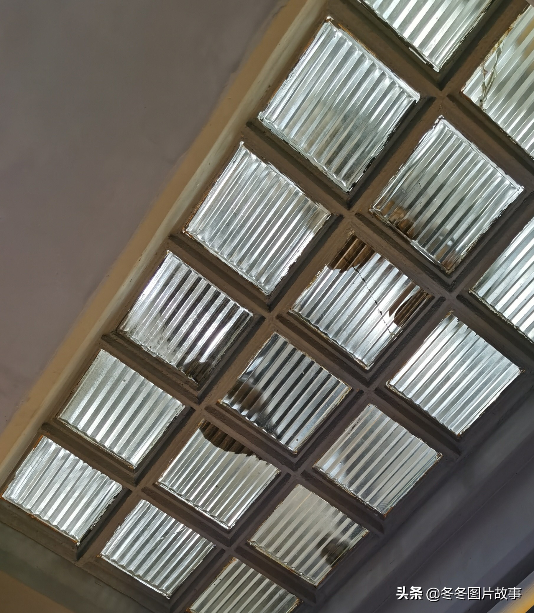 大连商场什么时间店庆,大连商场84周年庆典视频