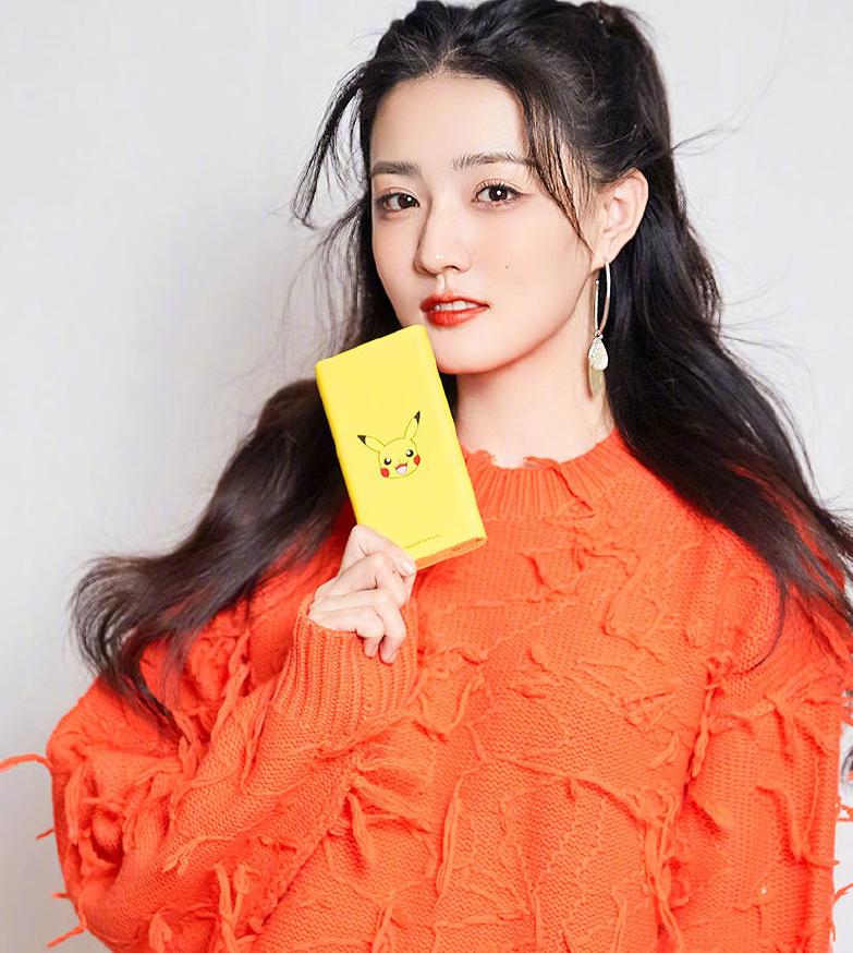 外套内搭什么衣服好看,金晨同款兔毛衣怎么搭