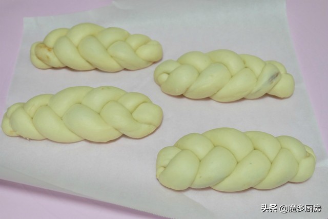 面包揉面发酵,简单揉面做面包