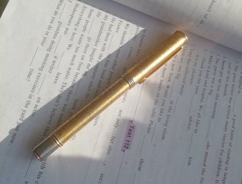 我的钢笔为什么这么散墨,钢笔生锈