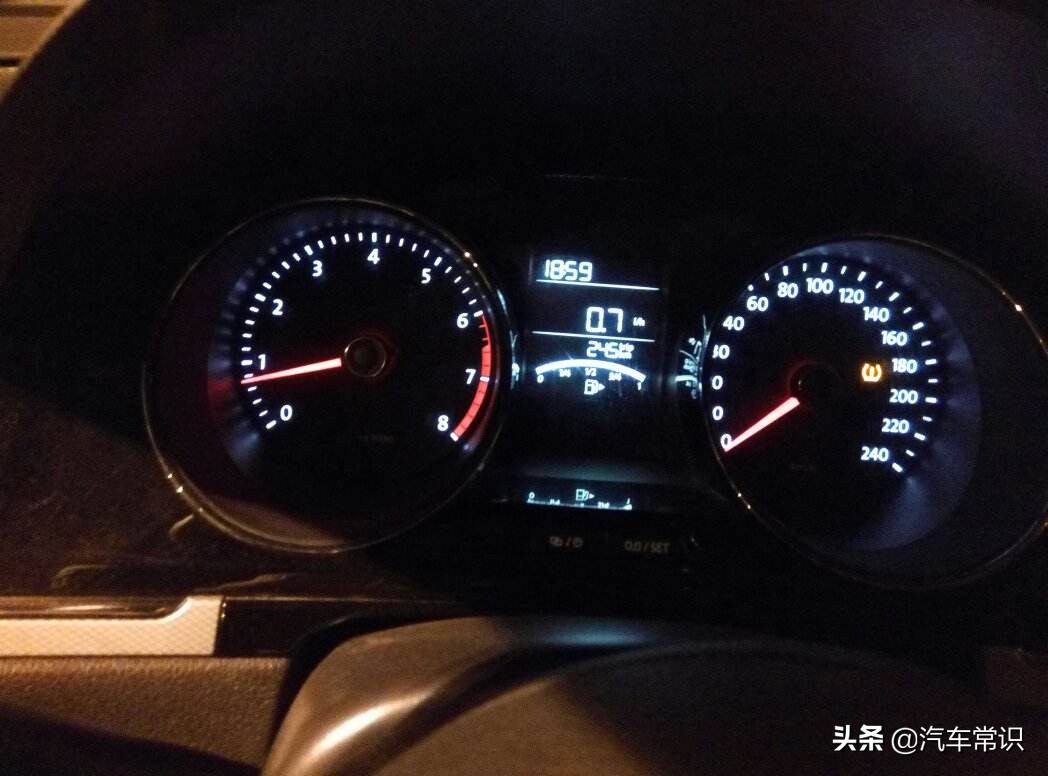 日常开车过程中，挂D档还是S档，这些挂档的方法知道吗？