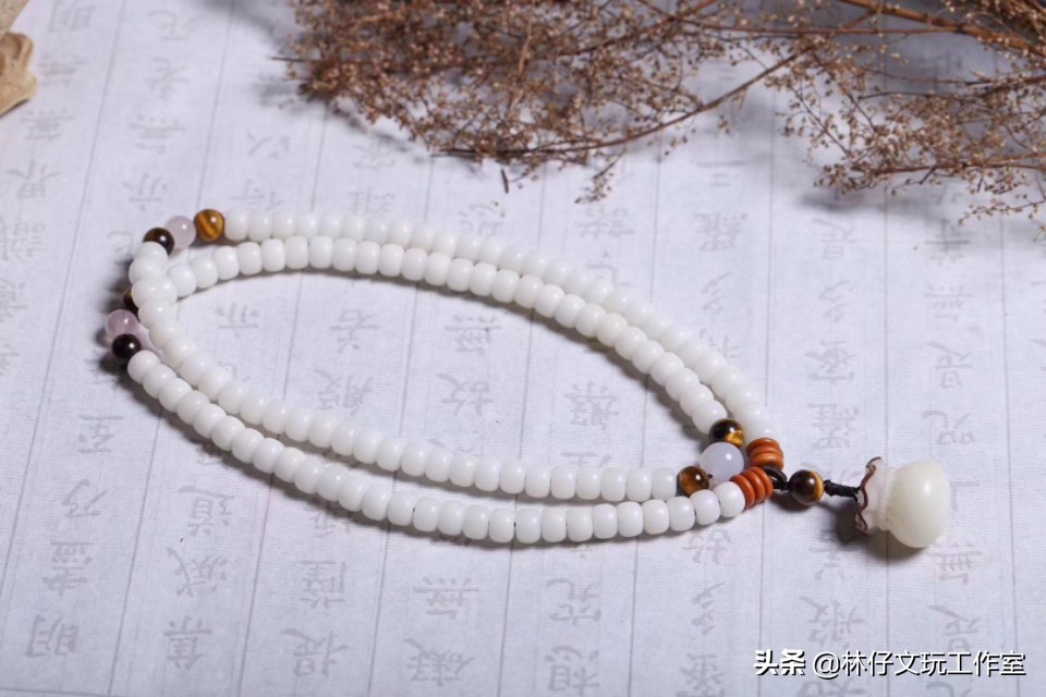 白玉菩提根手串变黑了怎么办,怎么让白玉菩提根能一直保持白色