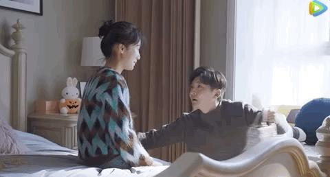 打开《挺好的》苏明玉两位嫂子的衣橱，二嫂穿的竟是国际大牌？