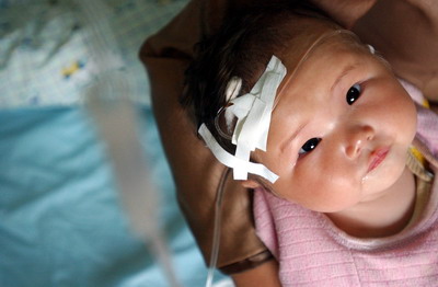 大头娃娃假奶粉事件真实视频,最新大头娃娃奶粉事件