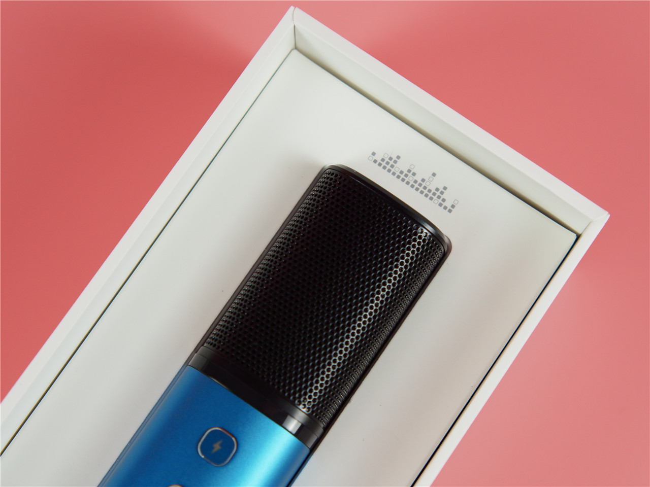 唱吧麦克风aqua锦鲤版使用方法,唱吧q3麦克风怎么调节音效