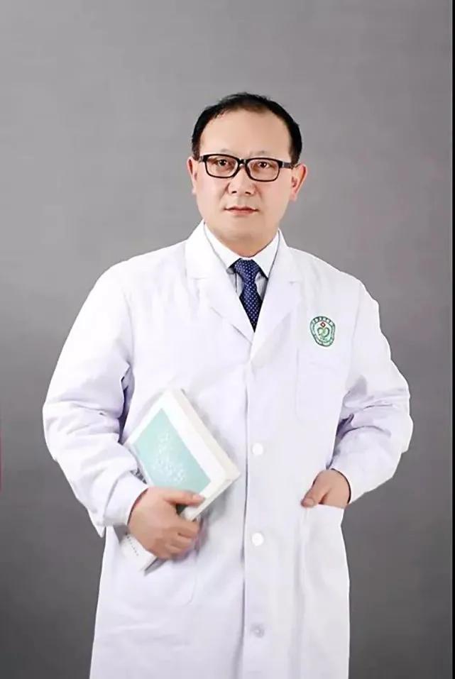 白衣秉丹心妙手除顽疾——记西安大兴医院疼痛科主任景海荣