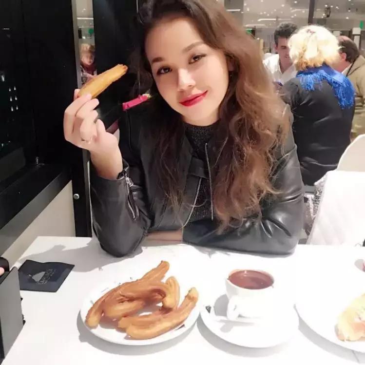 维吾尔族西班牙留学,维吾尔族西班牙