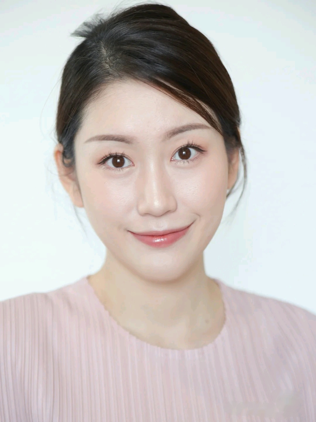 dw跟兰蔻粉底液哪个适合油皮,双十一好用平价粉底液