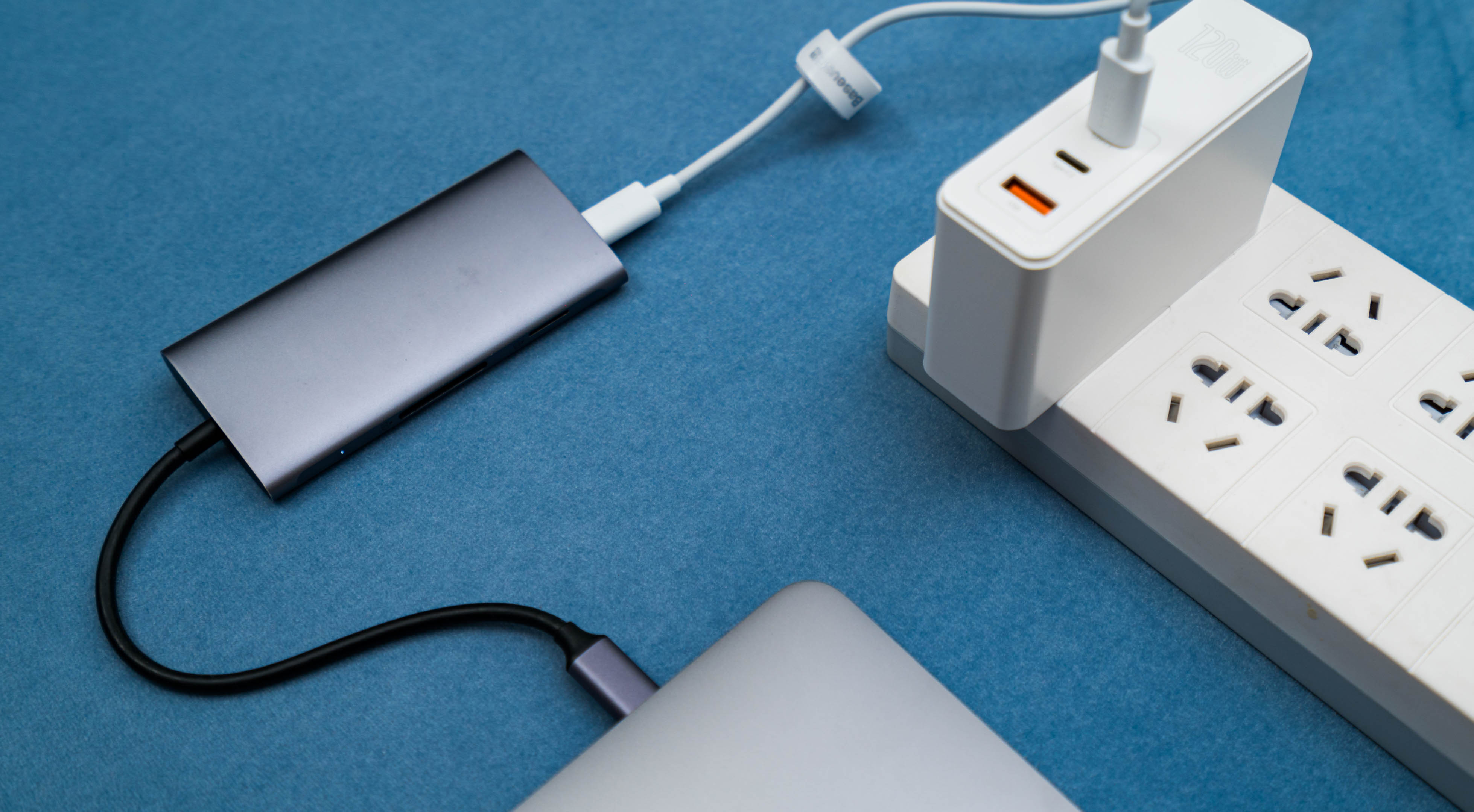 macbookpro16英寸使用教程,倍思氮化镓100w充苹果电脑