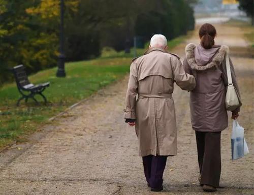 借了钱对方没有偿还能力怎么协商,不务正业的亲戚问你借钱怎么拒绝