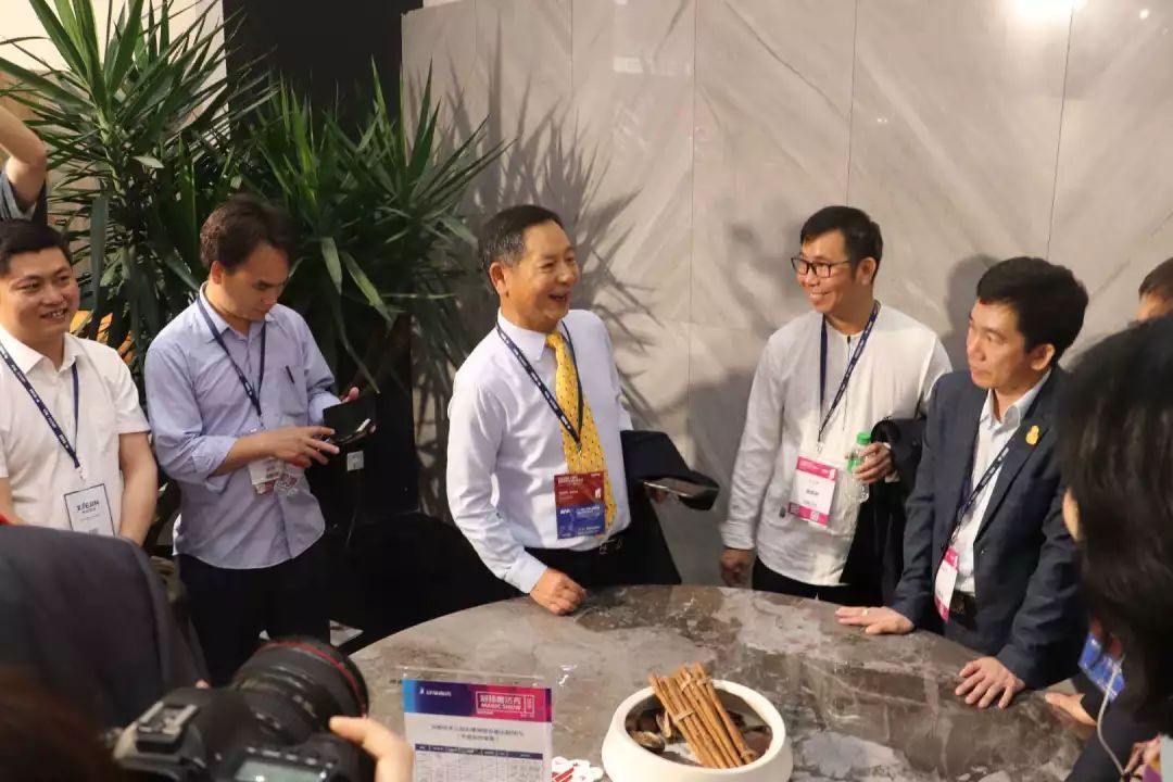 石墨烯智控发热瓷砖,石墨烯智暖瓷砖怎么样