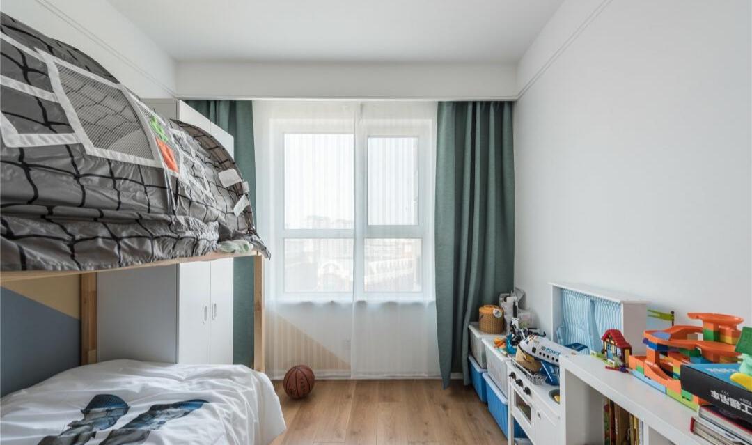 濂瑰鐨勮淇叏灞嬬畝鍗曠敾,85骞崇背鍏ㄥ眿瀹剁數瀹跺叿