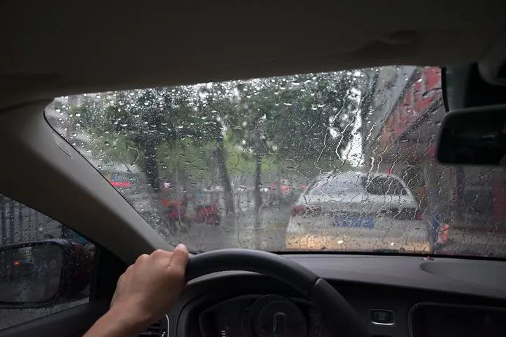 10万预算买沃尔沃v60,10万买沃尔沃xc40二手车