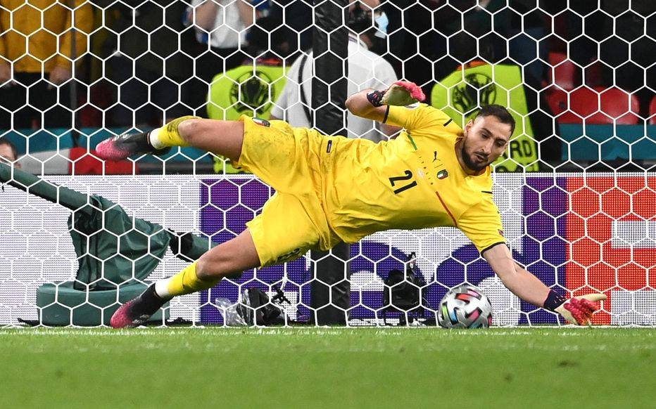 多纳鲁马被部分球迷狂嘘,多纳鲁马为什么遭球迷狂嘘