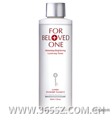 化妆水补水妙招,夏季护肤混干的正确步骤