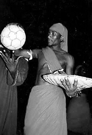 泰国教练信风水,赛前祈福做法,其实世界杯都一样